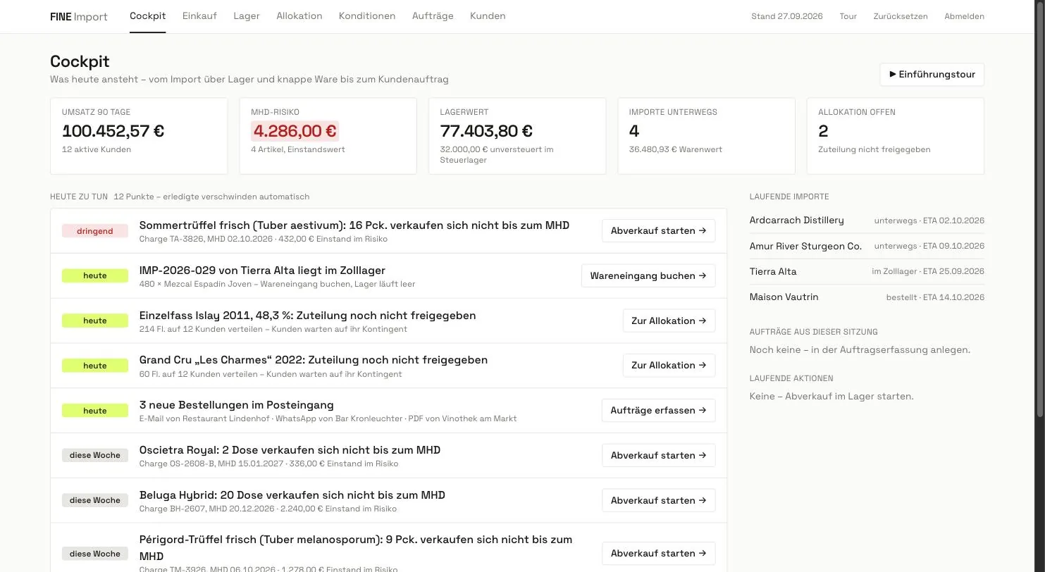 Cockpit der Demo mit Kennzahlen zu Umsatz, MHD-Risiko und Lagerwert, einer Aufgabenliste und den laufenden Importen